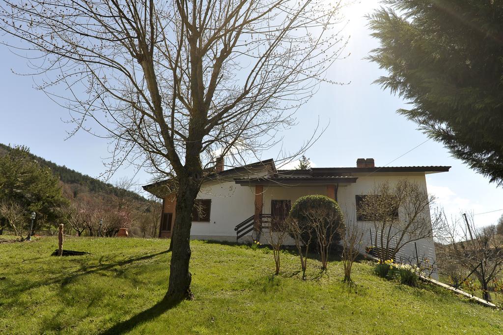 Aleanna Appartamenti Nocera Umbra Oda fotoğraf